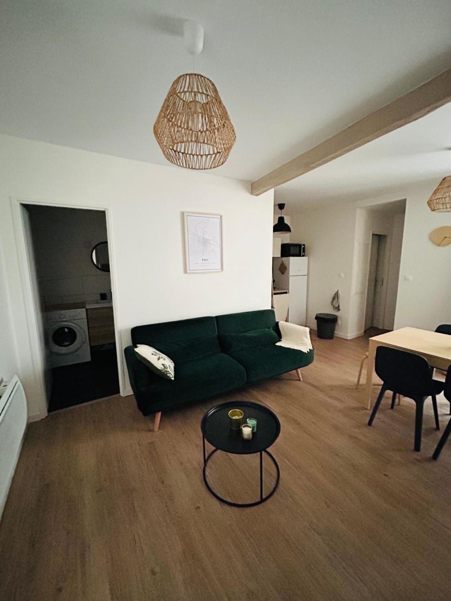 Le Patio : Appartement Chic 3 Chambres Au Coeur De По Екстериор снимка
