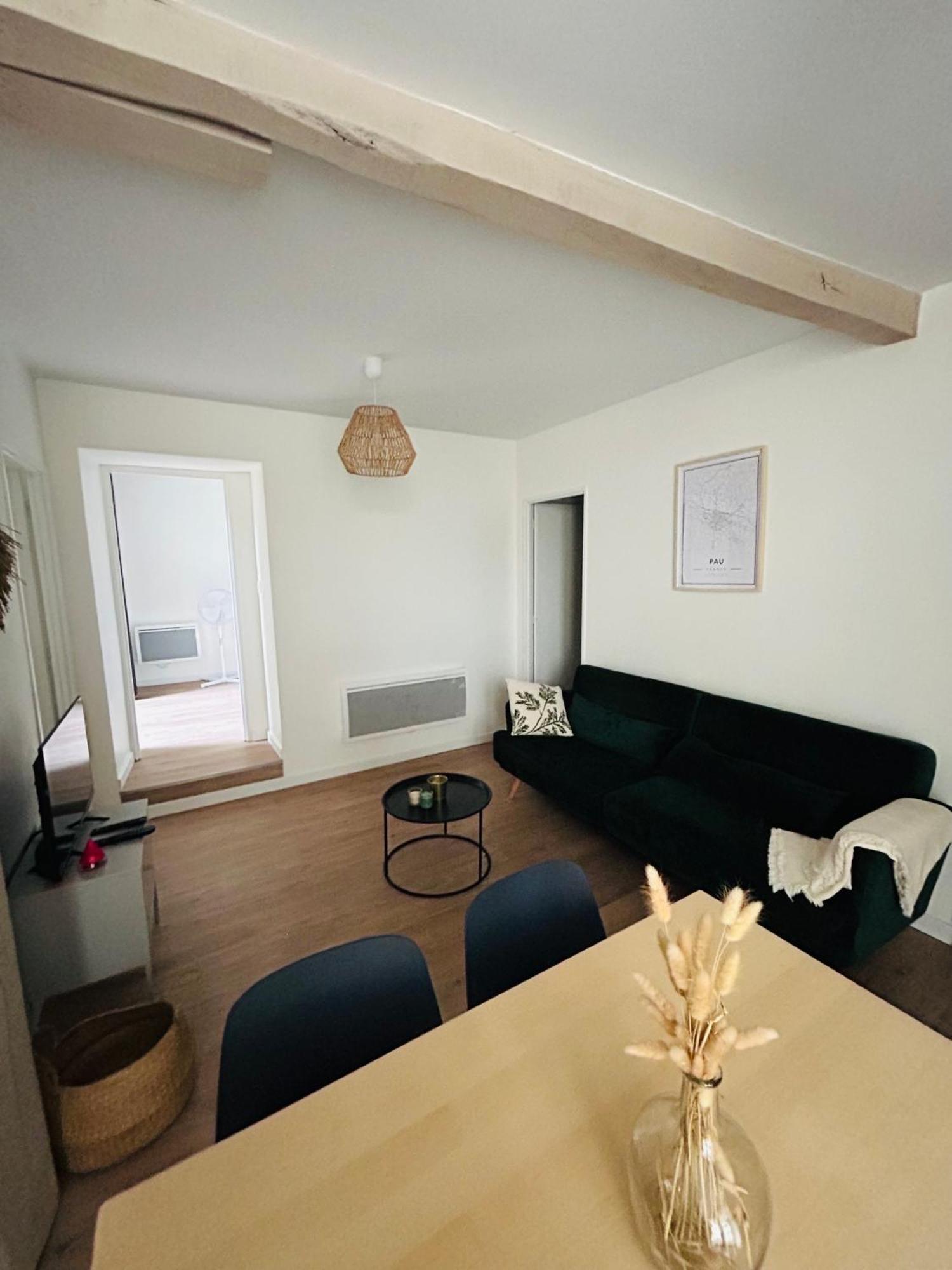 Le Patio : Appartement Chic 3 Chambres Au Coeur De По Екстериор снимка